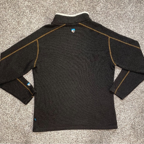 Men’s Sweater - Picture 3 of 9